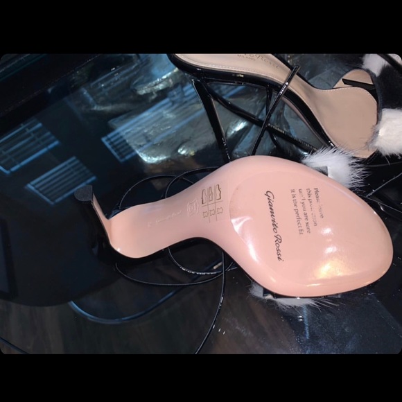Gianvito Rossi never worn strappy heels - Picture 3 of 4